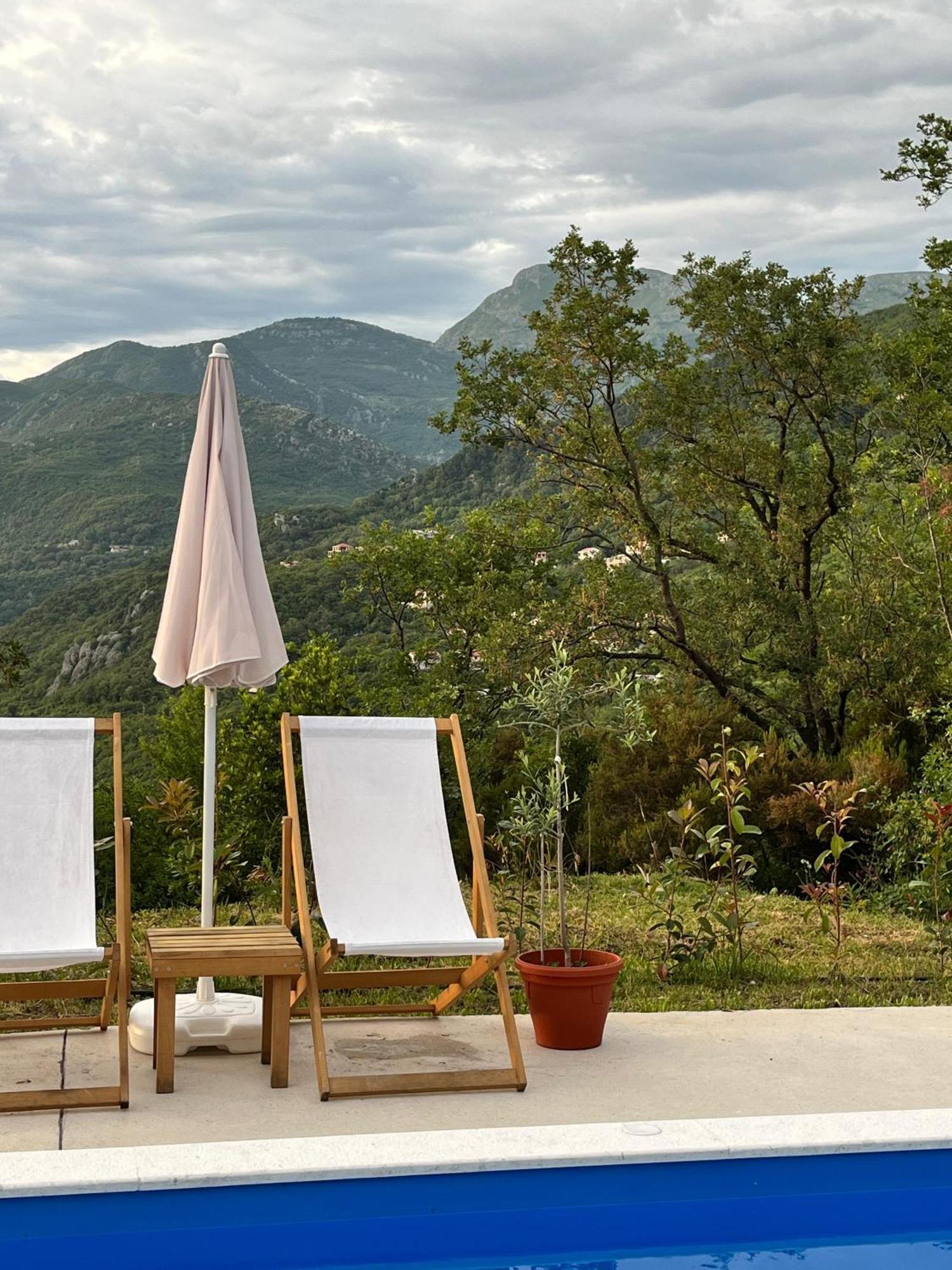 Guesthouse P&A Budva Eksteriør billede
